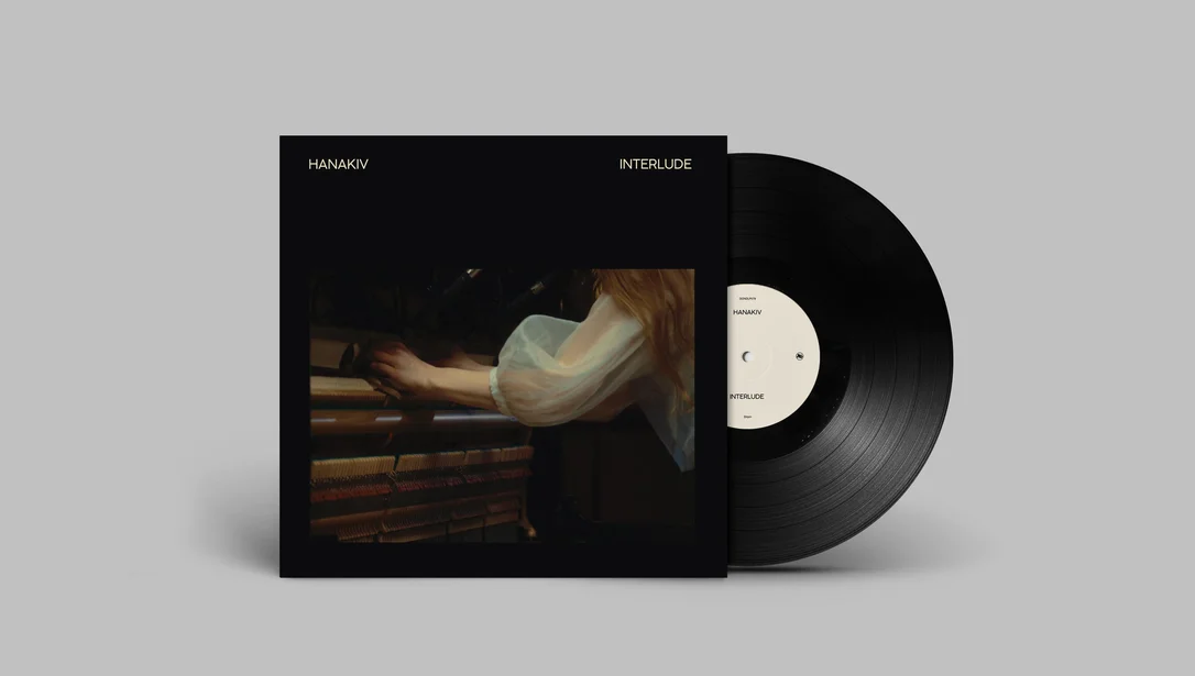 hundredrecords2696260