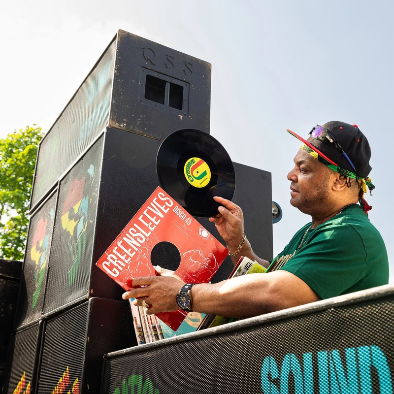 vinylunderground2591929